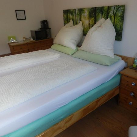 Bed & Breakfast Engen Buitenkant foto