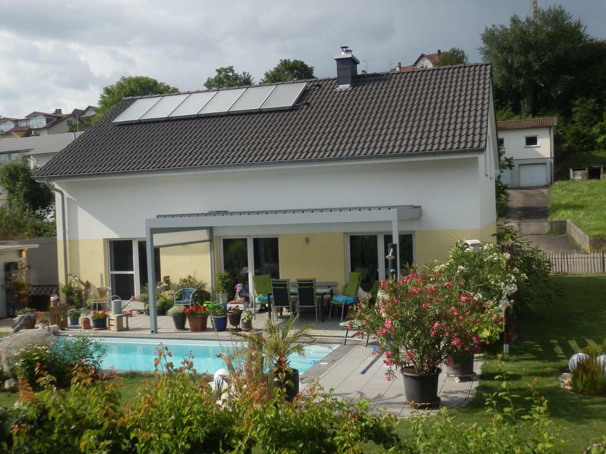 Bed & Breakfast Engen Buitenkant foto
